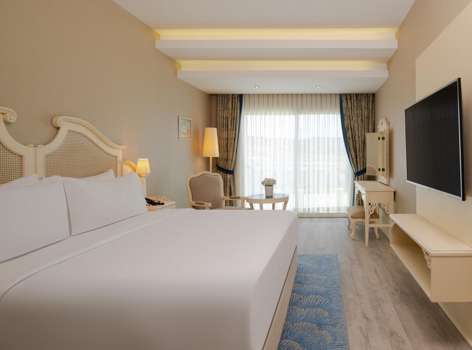 Dolce By Wyndham Cesme Alacati Exterior photo