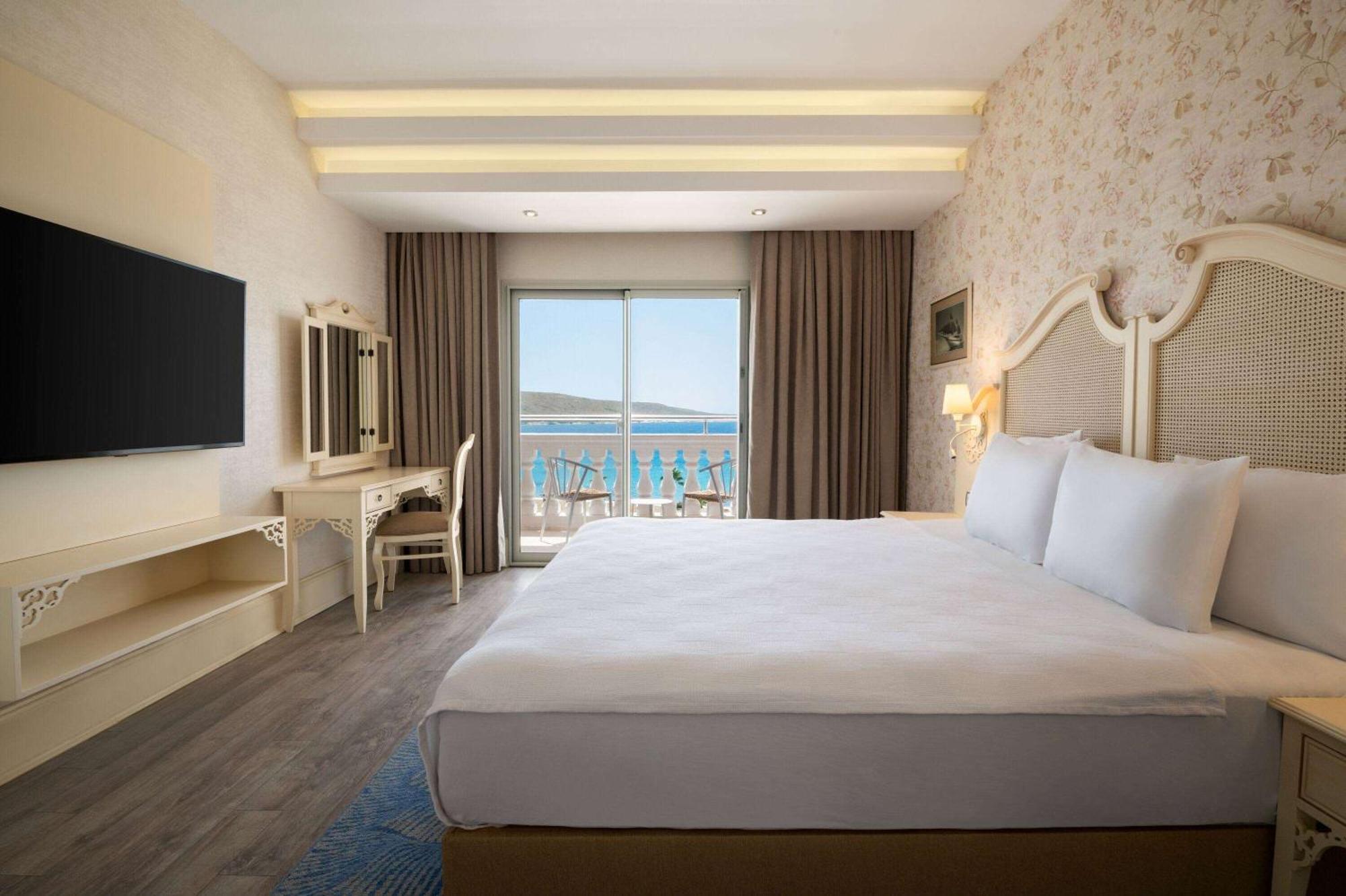 Dolce By Wyndham Cesme Alacati Exterior photo