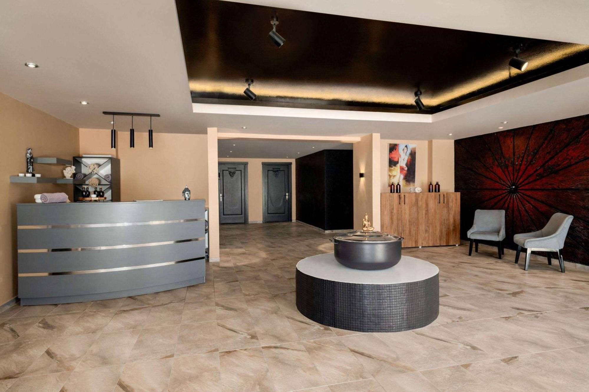 Dolce By Wyndham Cesme Alacati Exterior photo